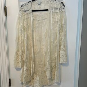 Sundance Cream Lace top